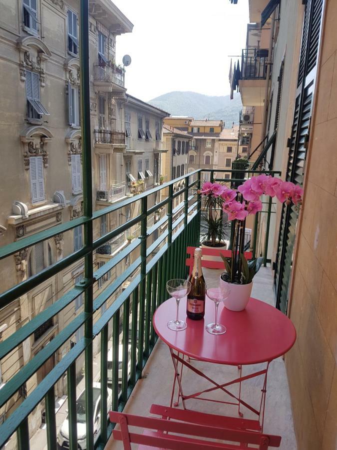 Cinqueterre Behind Hotel La Spezia Exterior photo